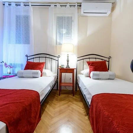 Frano Apartman *